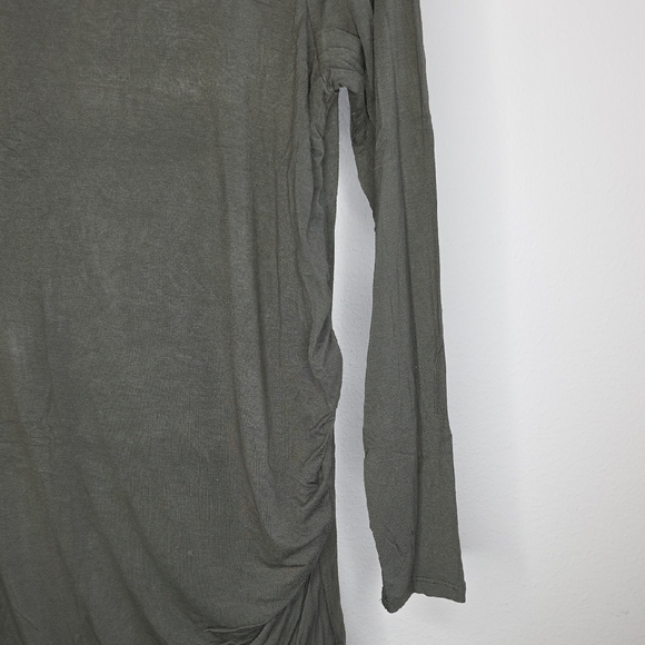 Pinkblush Maternity Green Ruched Long Sleeve Dress - Picture 4 of 7